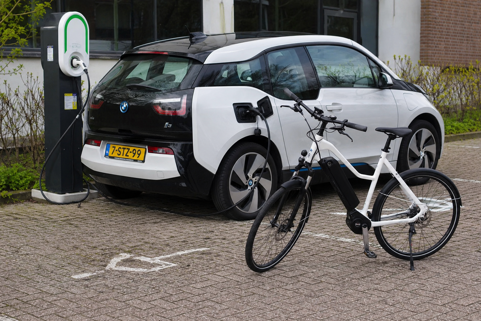 The Future of Electric Cars and Electric Bikes