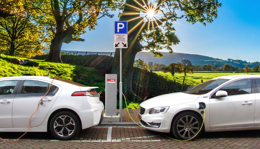 How Long Do Electric Car Batteries Really Last?